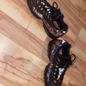 Nike Air Max 95 ERDL Black Party